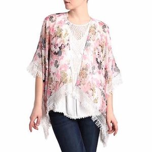 KELLY & KATIE WATERCOLOR GARDEN KIMONO WRAP